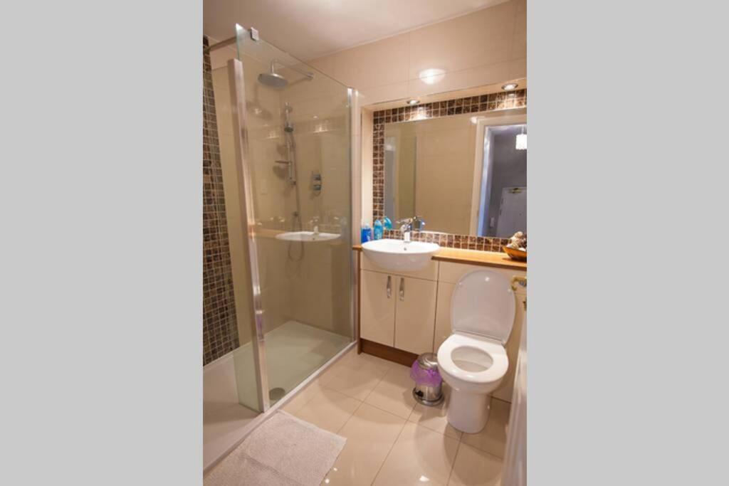 City Centre Executive 2 Bed Apartment With Wifi & Parking Αμπερντήν Εξωτερικό φωτογραφία